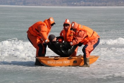 Новосибирцев предупредили об опасности выхода на лед